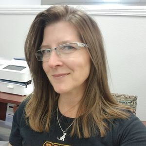 Meet your Posher, Rebecca